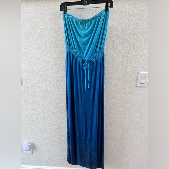 Old Navy Dresses & Skirts - Ombré Turquoise Blue Maxi Dress from Old Navy